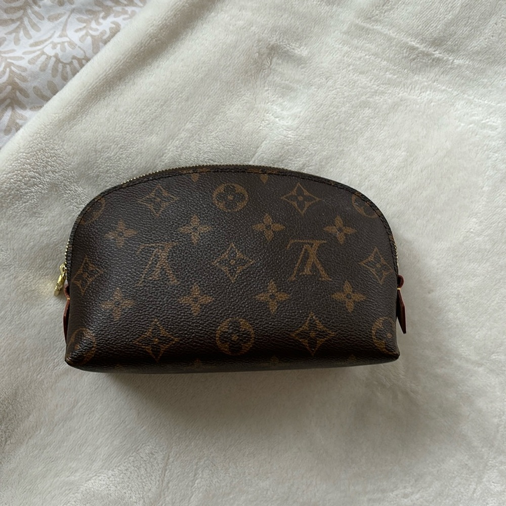 Louis Vuitton Make up Pouch